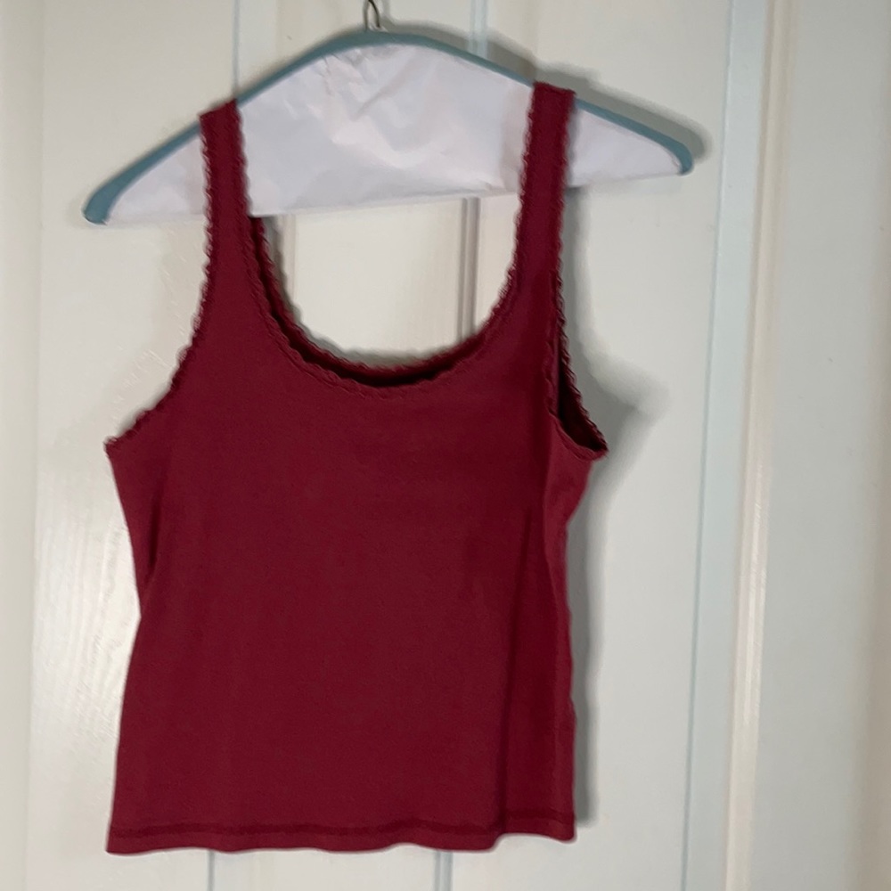 Tank top with lace